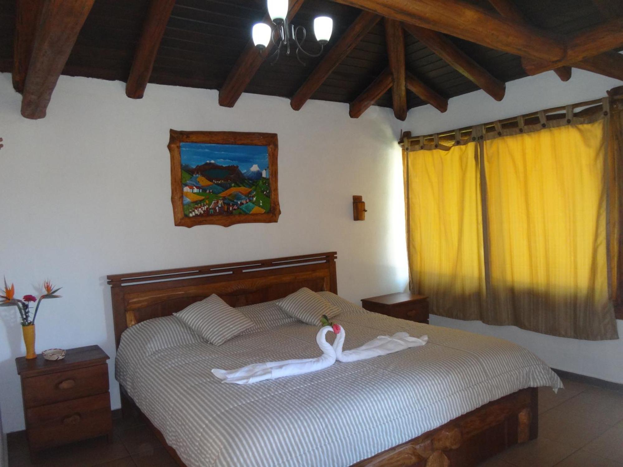 Zaysant Ecolodge Puembo Habitación foto